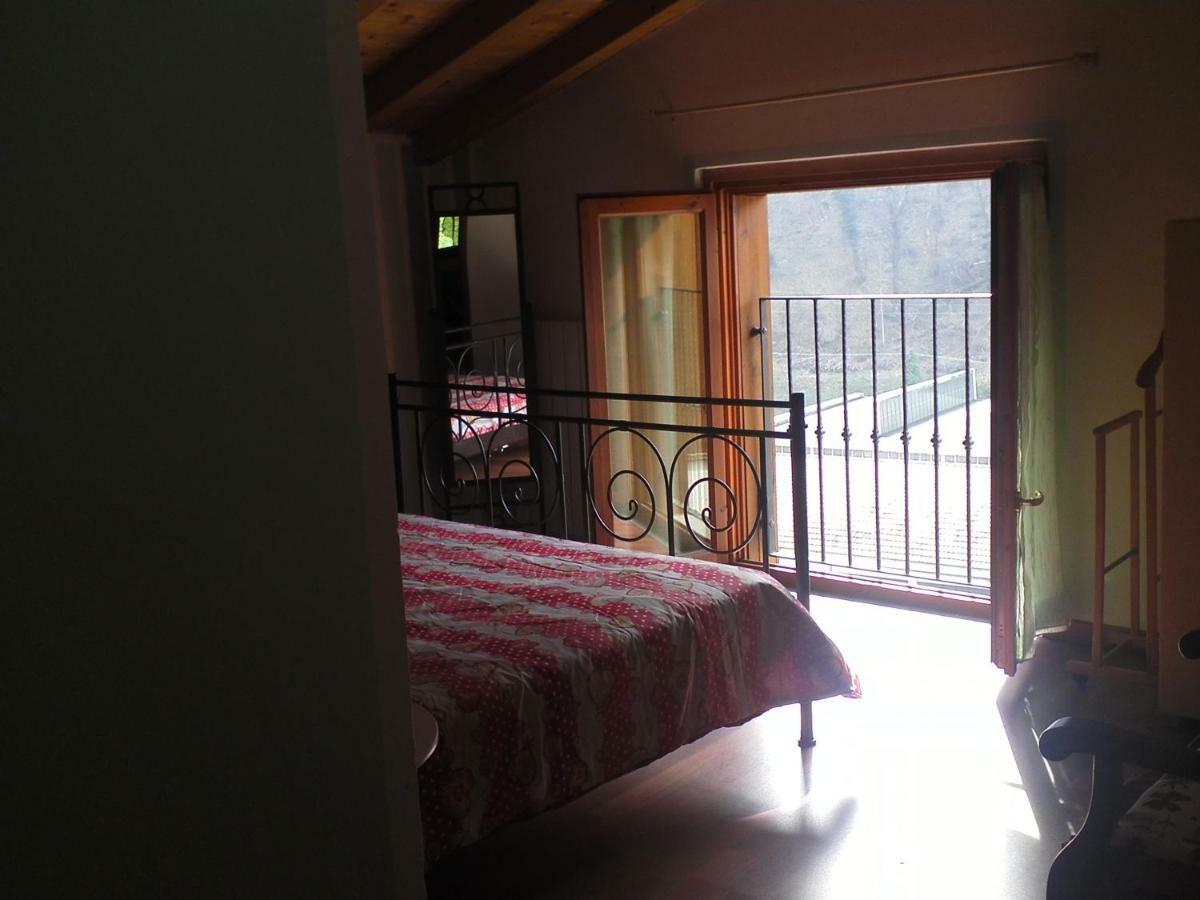 B&B I Ghiri Canzo Exterior foto
